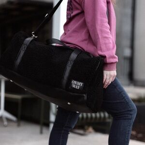 NWOT Jadelynn Brooke Teddy Duffle Bag - On My Way (Midnight)